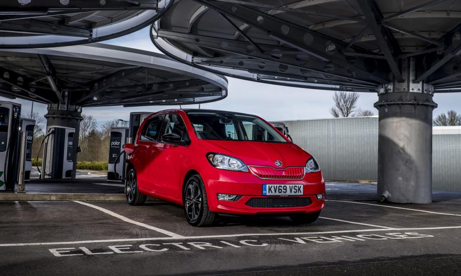  Skoda Citigoᵉ iV 2019 года  (UK) (фото 12 из 40)